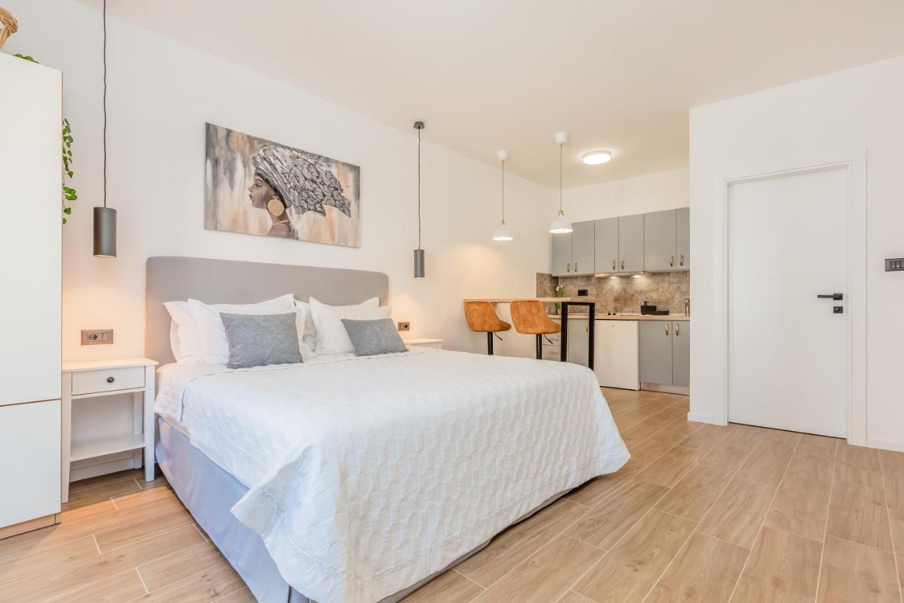 Apartmani Nikola บาชกาโวดา ภายนอก รูปภาพ